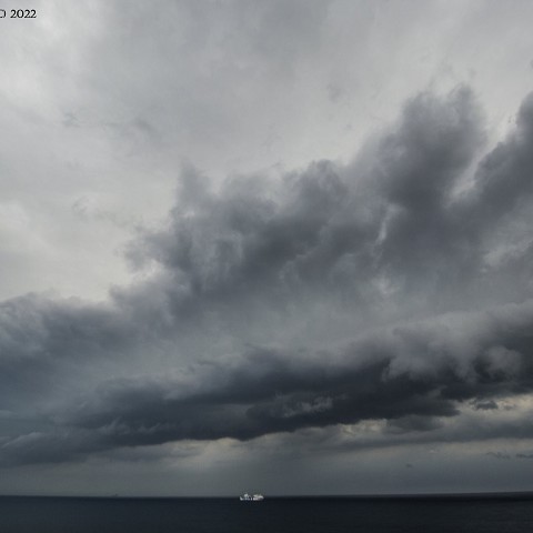 Shelf cloud 28/06/2022